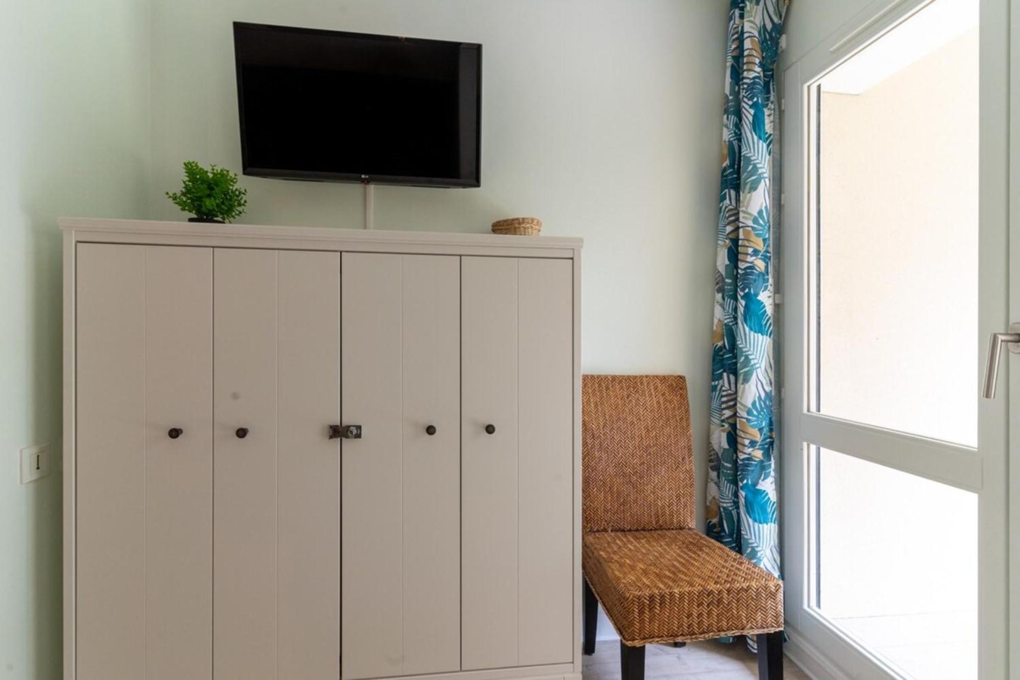 Beautiful Flat With Swimming Pool Tennis Court And Private Car Parking 09 Le Touquet Exterior foto