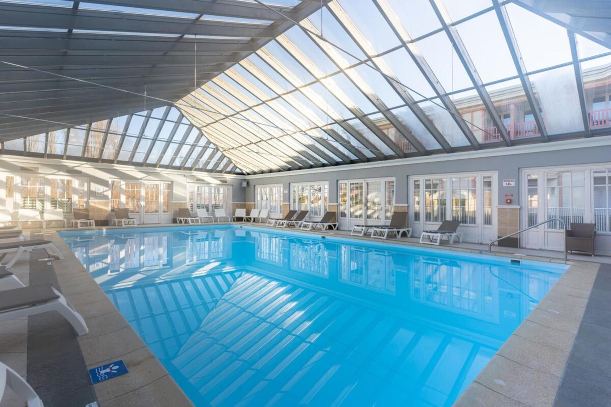 Beautiful Flat With Swimming Pool Tennis Court And Private Car Parking 09 Le Touquet Exterior foto